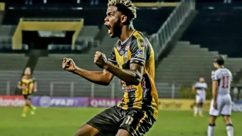 Freddy Góndola se destaca en Copa Libertadores [VIDEO]