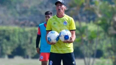 Pedro Troglio renovó hasta el 2022 con Olimpia