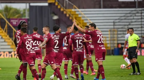 Saprissa buscaría un refuerzo en Europa