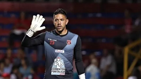 ¡Leo Moreira habló sobre su futuro en Alajuelense!