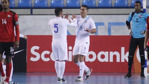 Guatemala sufre, pero termina en la cima de su grupo [VIDEO]