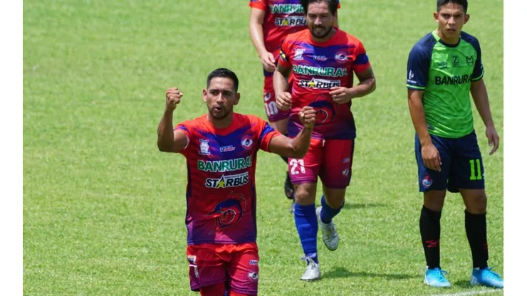 Municipal queda al borde de la eliminación