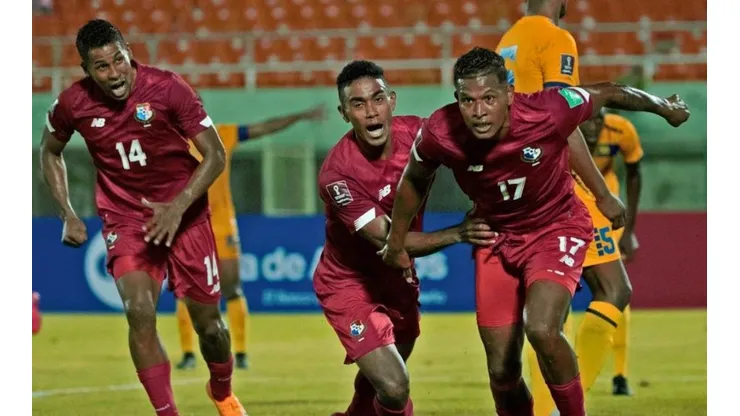 Saprissa buscaría refuerzos en un panameño