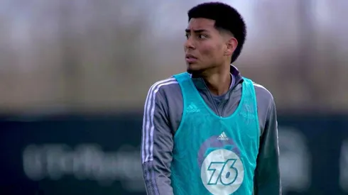 Danny Ríos ya es oficialmente salvadoreño