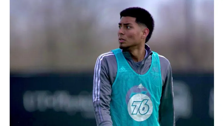 Danny Ríos ya es oficialmente salvadoreño
