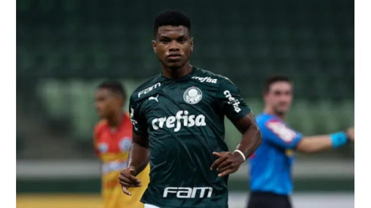 Newton Williams ya debutó en el primer equipo del Palmeiras