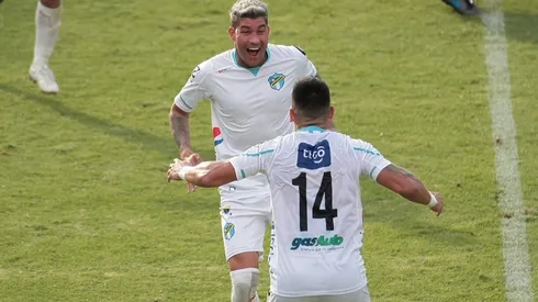 Comunicaciones extiende su dominio ante Municipal