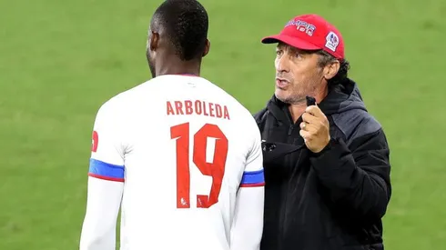 Pedro Troglio no descarta la posibilidad de llegar al Saprissa