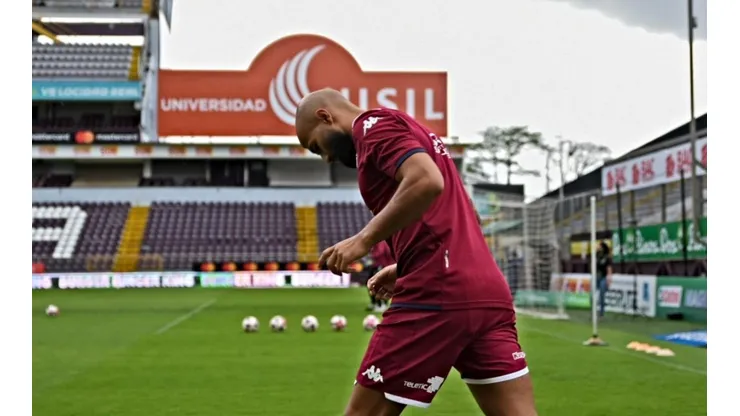 ¡Deportivo Saprissa recibió una lluvia de memes!
