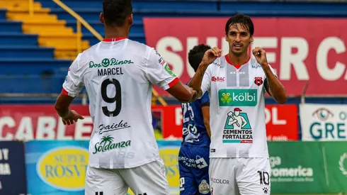 Alajuelense pierde a sus máximas figuras y va con 16 jugadores