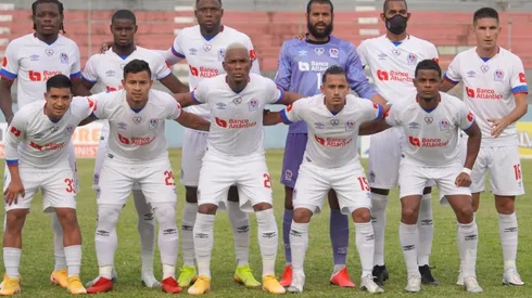 Olimpia comienza su largo viaje a México