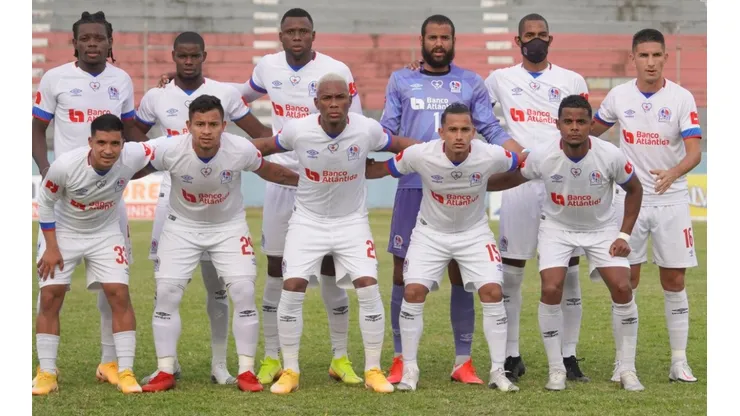 Olimpia comienza su largo viaje a México
