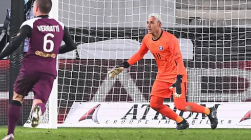 Jugador importante del PSG dio positivo de Covid-19