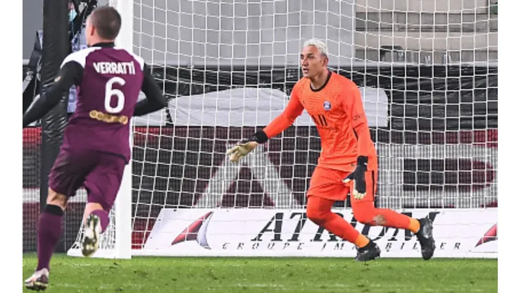 Jugador importante del PSG dio positivo de Covid-19