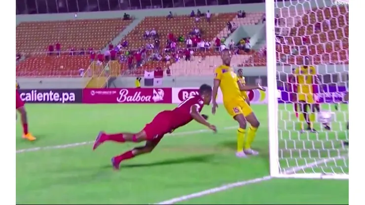 Agónico gol de Panamá [VIDEO]