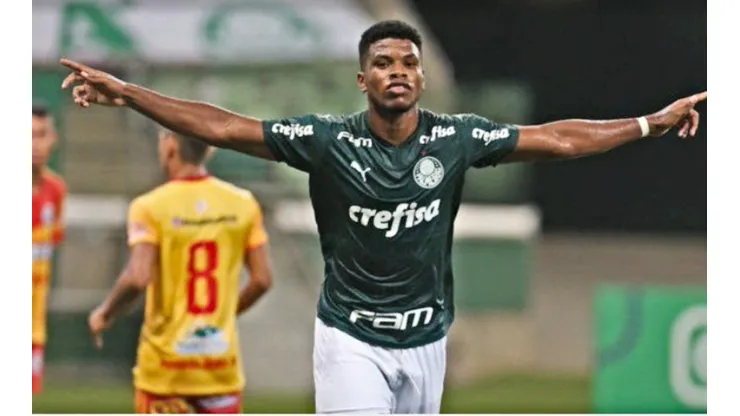 Newton Williams: hat-trick y debut con Palmeiras