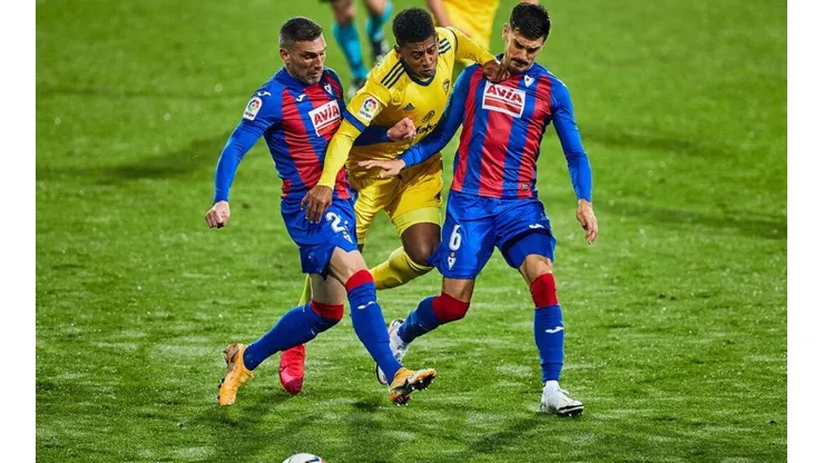 Todos los detalles de Cádiz vs Eibar
