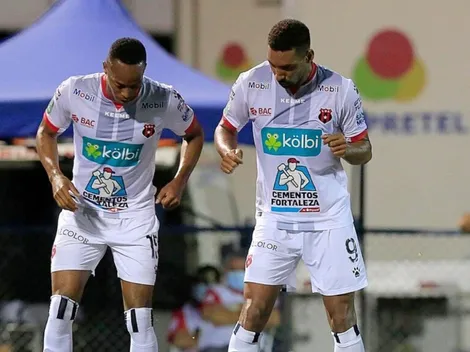 Marcel Hernández hace historia en la goleada de Alajuelense