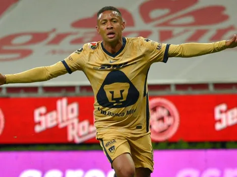 Gaby Torres se estrena como goleador con Pumas