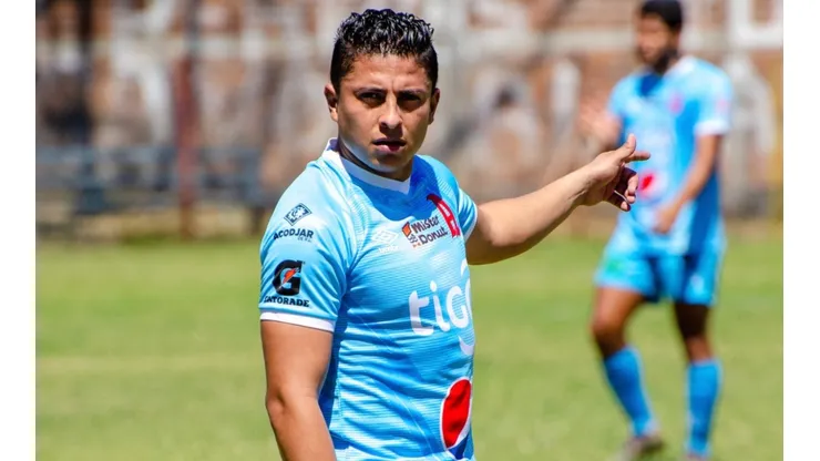 Oscar Cerén buscará ganarse un puesto en Alianza
