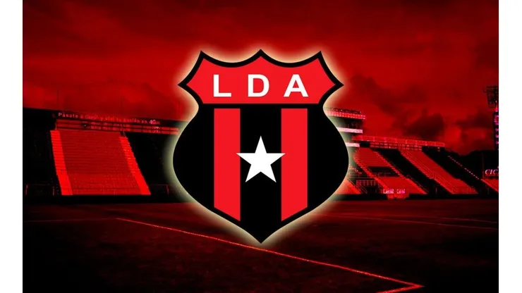 Alajuelense saldó sus deudas