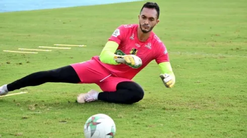 Ricardo Jerez se queda sin entrenador