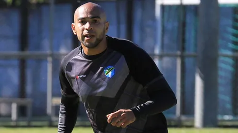 Alexander Robinson aún no podrá debutar con los Cremas