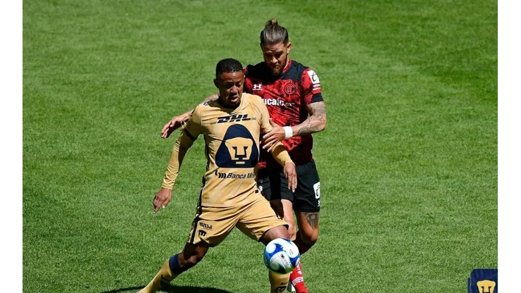 Gabriel Torres con la pólvora mojada en México
