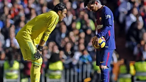 Keylor Navas vs Lionel Messi: entre goles y atajadas, un duelo que regresa a la Champions