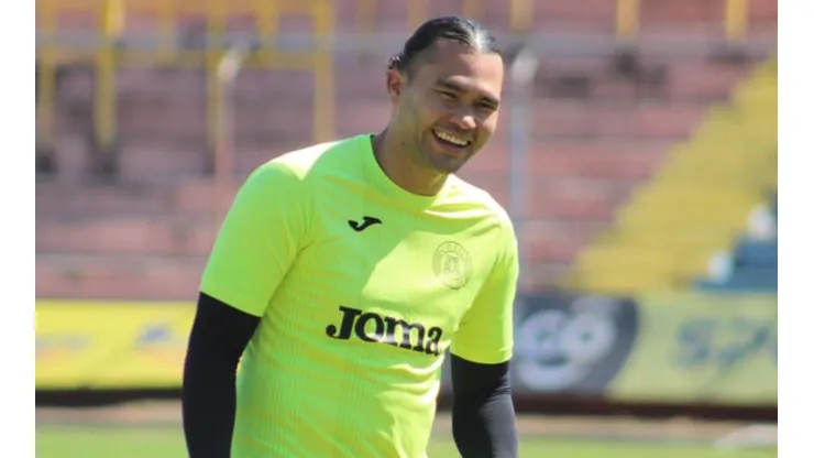 “El Gullit” Peña llega a FAS para ser campeón