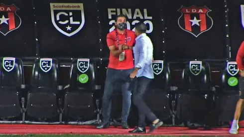 Andrés Carevic le envió un mensaje a Walter Centeno