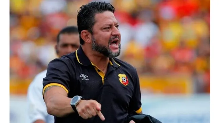 Jafet Soto disparó contra los arbitrajes y sus "actuaciones muy deficientes"