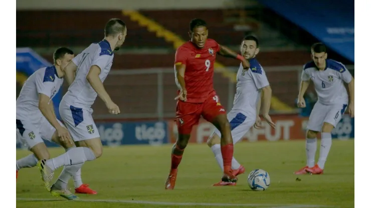 Panamá y Serbia empatan en un juego sin emociones