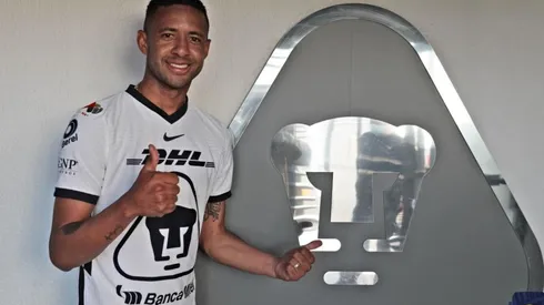 Gabriel Torres fue presentado como jugador de Pumas