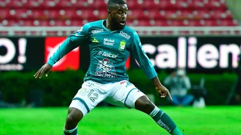 Joel Campbell inició con el pie izquierdo la defensa del título en México