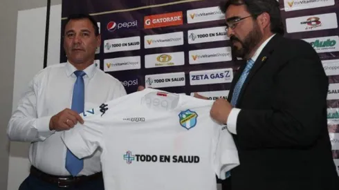 Aclarado el futuro de Mauricio Tapia con los Cremas