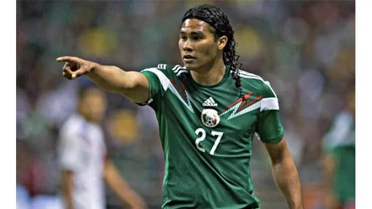 Carlos Peña iría al fútbol salvadoreño