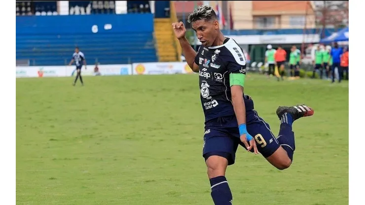 Marcel Hernández con ofertas: Europa y Asia