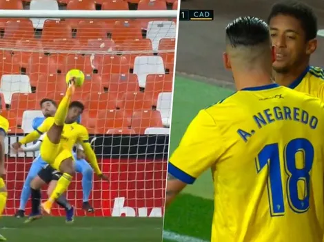Choco Lozano marca un golazo de chilena para el Cádiz [VIDEO]