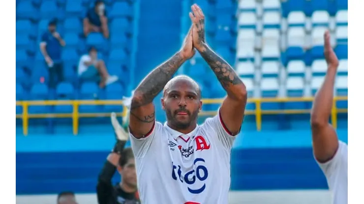 Alianza anuncia fin del préstamo de Maximiliano Freitas