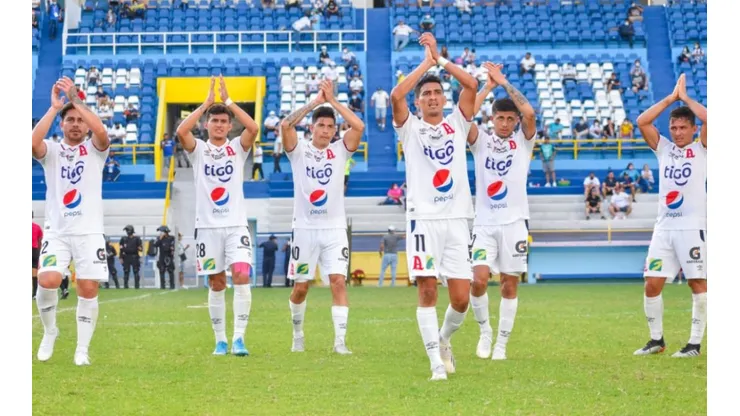 Comienzan a definirse los clasificados a los cuartos de final en El Salvador