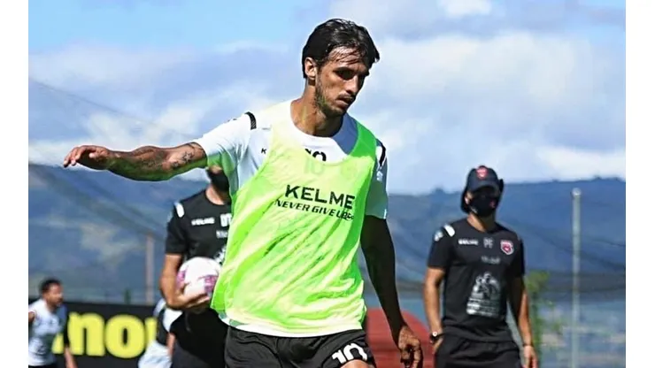 Bryan Ruiz devaluó su valor