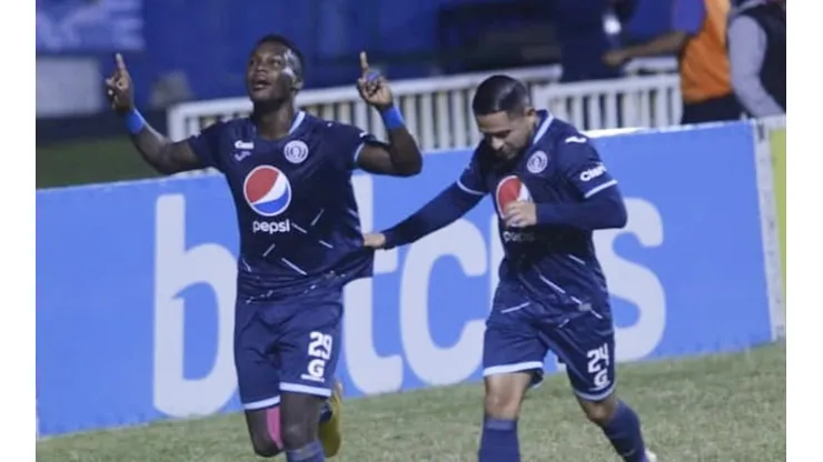 Contundente triunfo de Motagua que aleja a Marathón de ser campeonísimo