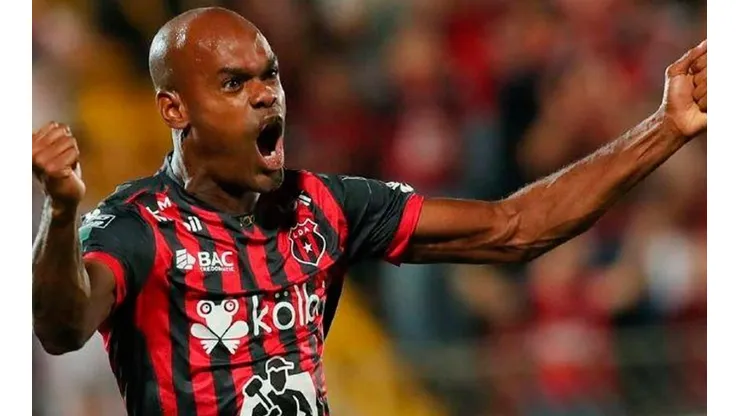 Adolfo Machado está cerca de firmar por otro equipo costarricense