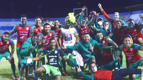 Marathón se proclamó campeón de grupos y avanzó a la finalísima