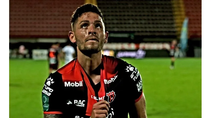 ¡Duro golpe para Alajuelense!