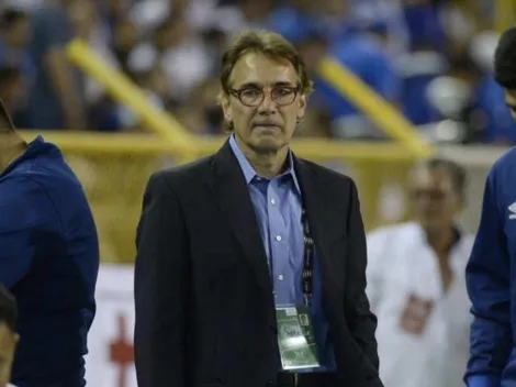 La FESFUT busca recaudar dinero para poder despedir a Carlos de los Cobos