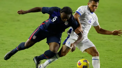 El Salvador recibió una goleada de escándalo ante Estados Unidos