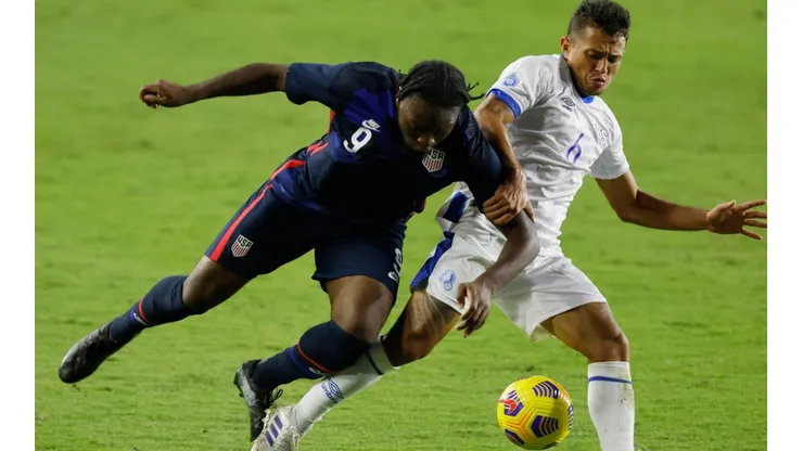 El Salvador recibió una goleada de escándalo ante Estados Unidos