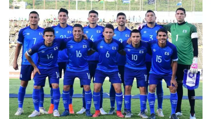 El Salvador hará cambios en su convocatoria